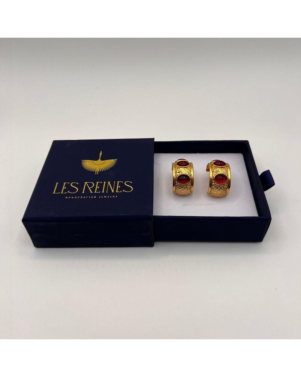 Les Reines Metallic Ruby Crown