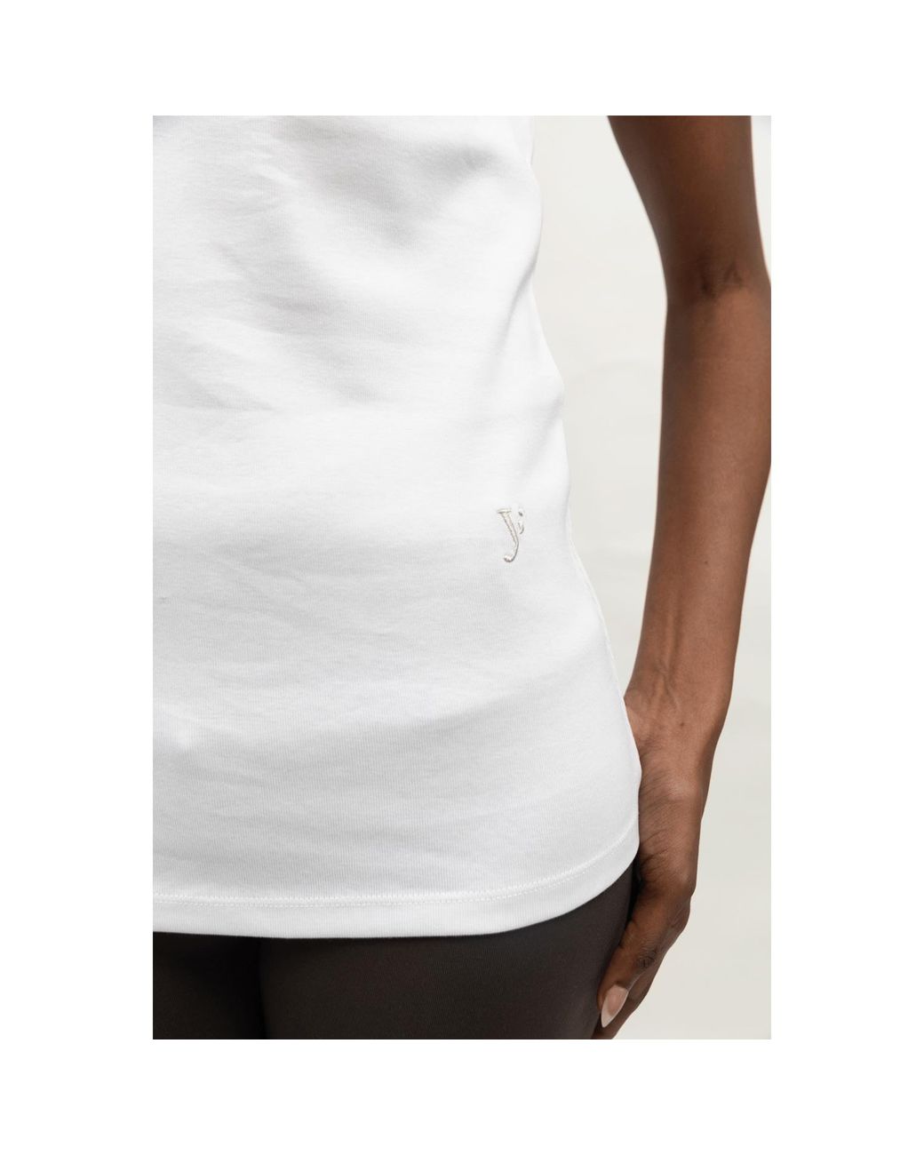 Yae; Gray Core T-Shirt