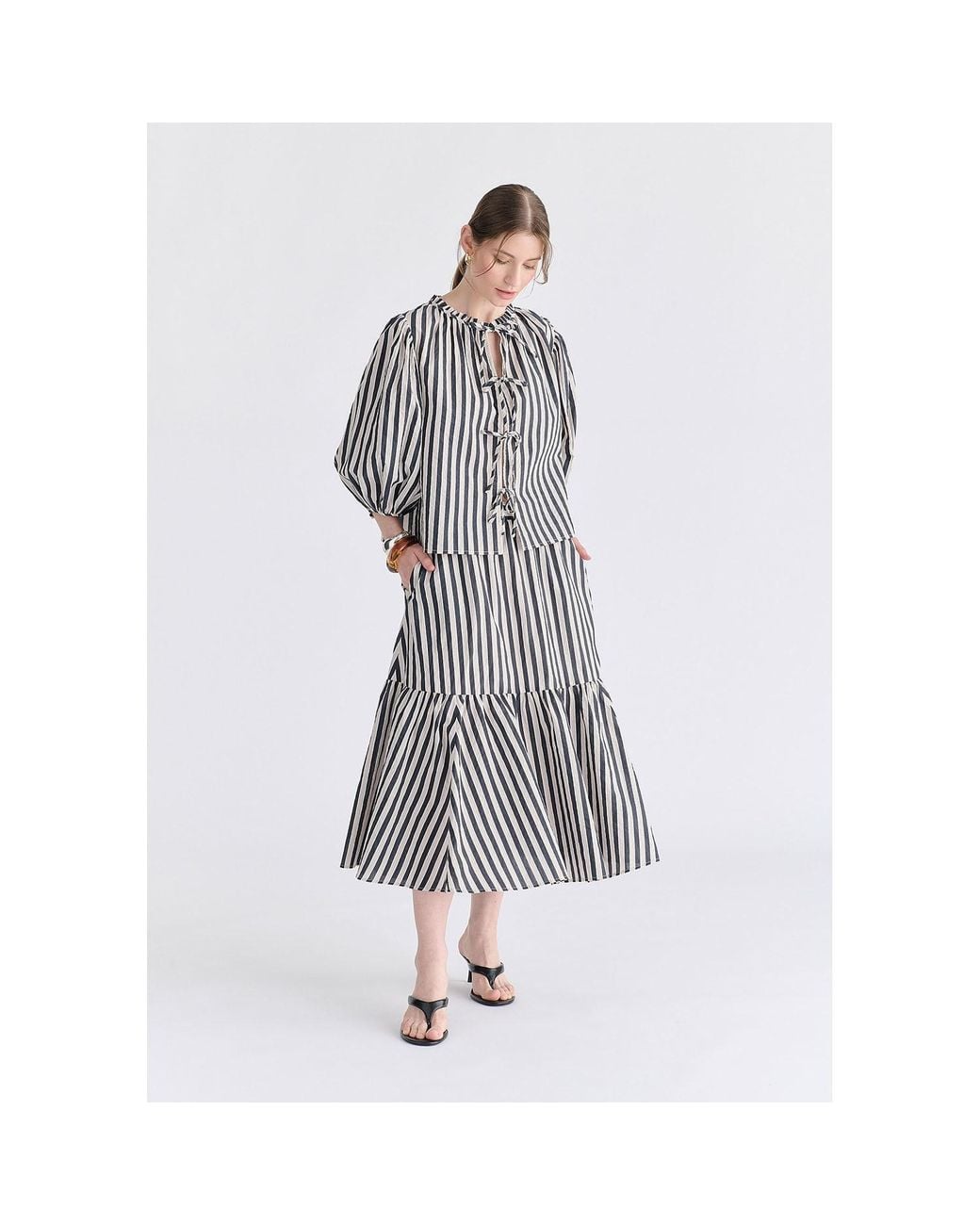 Paisie Black Tie Front Puff Sleeves Blouse