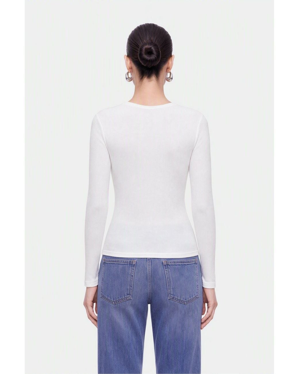 Nocturne White Wave Placket Knit Cardigan