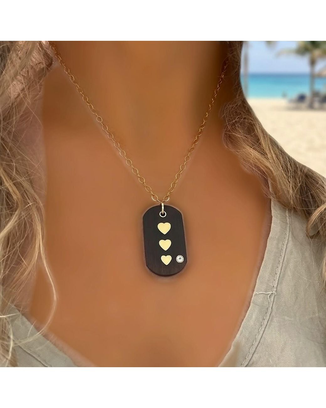 Milchee Metallic Love Necklace
