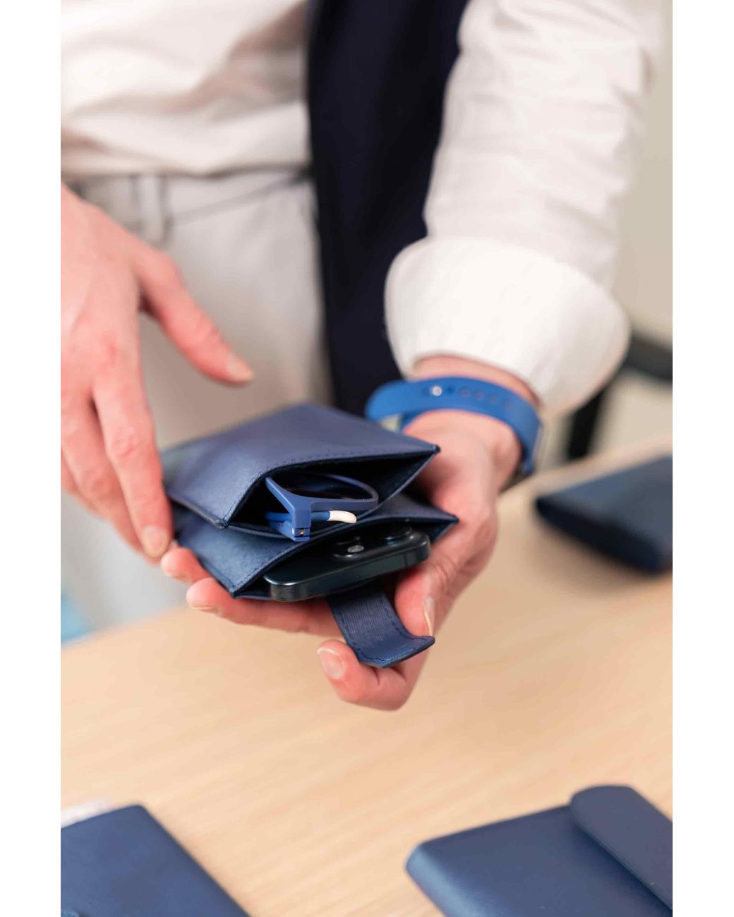 Pack'n Travel Blue Glasses Case Dark
