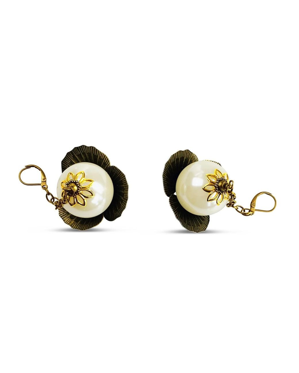 Bellus Domina White Large Lotus Flower Earrings