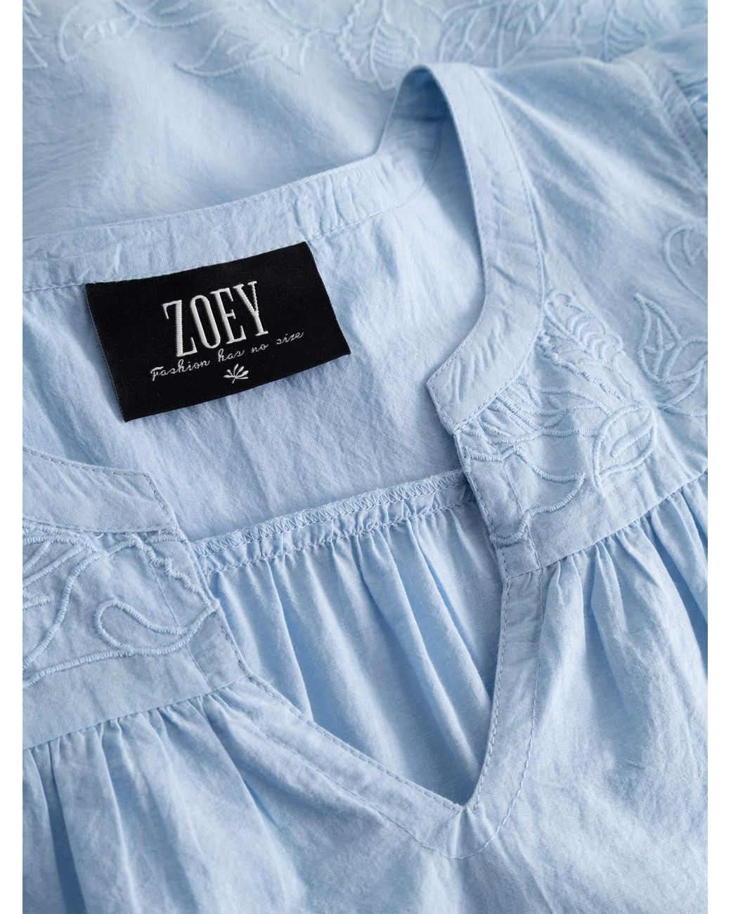 Zoe Blue Cloe Top