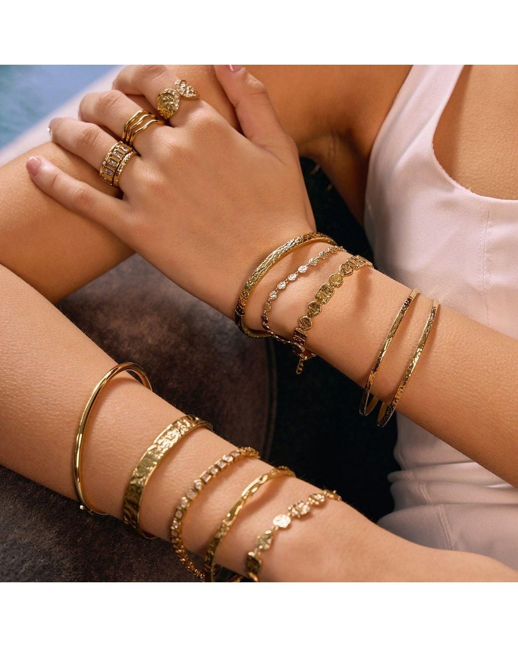 ARMS OF EVE Metallic Zilla Cuff