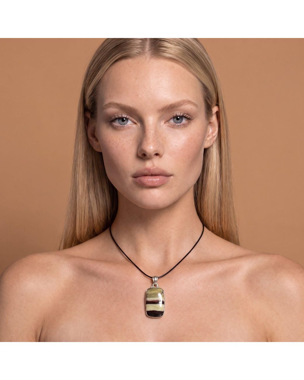 Saéa Metallic Cream And Oxblood Mookaite Rectangle Pendant Necklace On Leather Cord