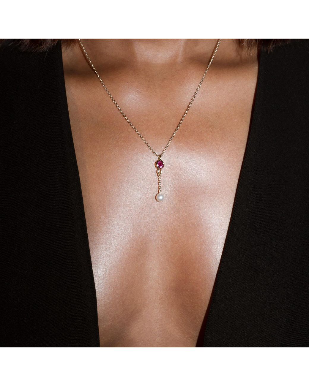 Studio Baloge Metallic Petale Necklace