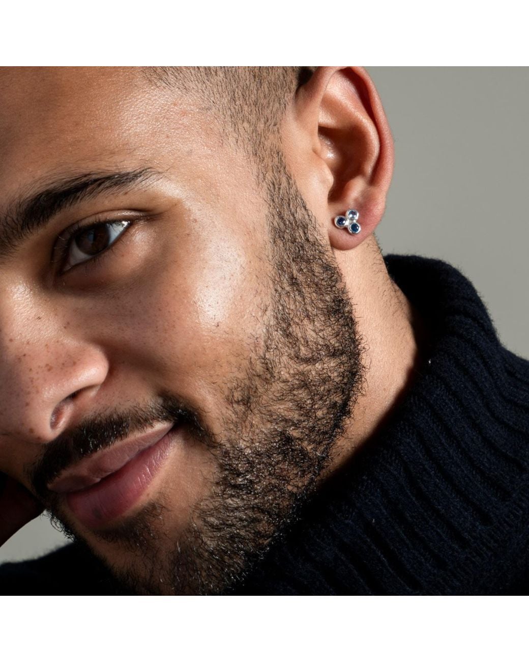 Dower & Hall Single Blues Array Trio Stud for men