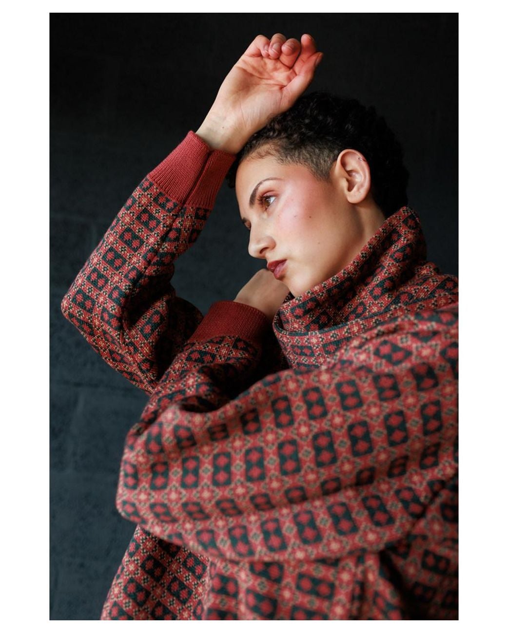Mabli Red Brae Neck Wrap