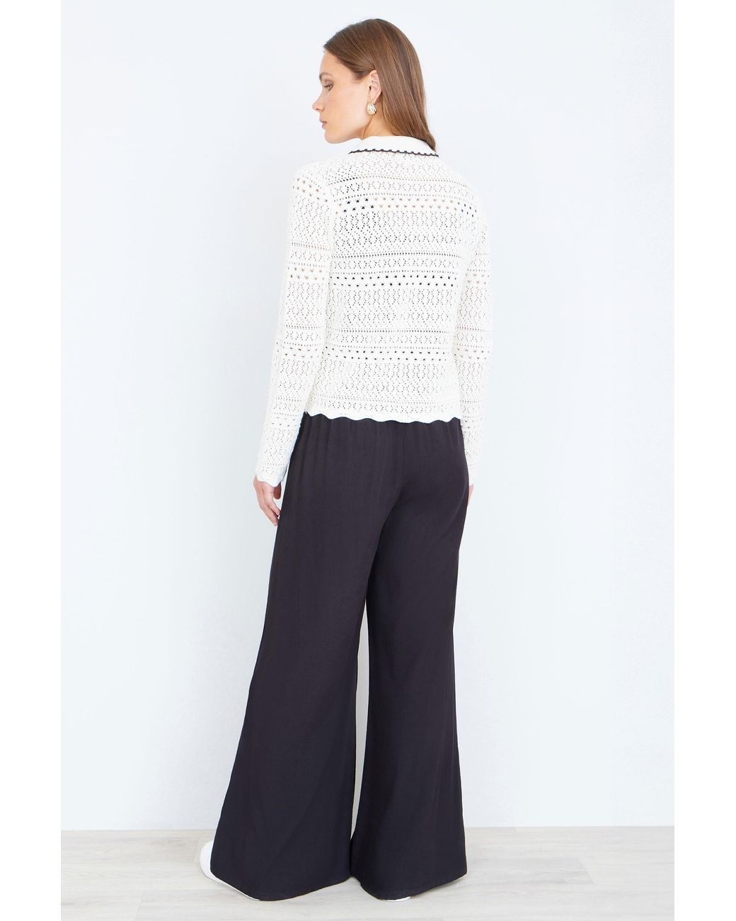 Yumi' White Ivory Crochet Knitted Cardigan With Peter Pan Collar