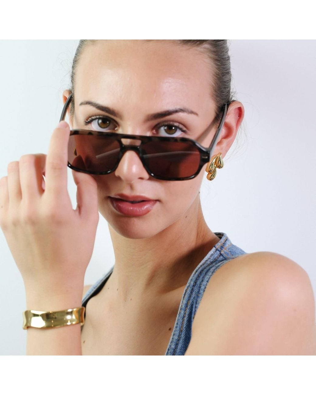Miss Cecilia Yellow Curve Cuff Bangle