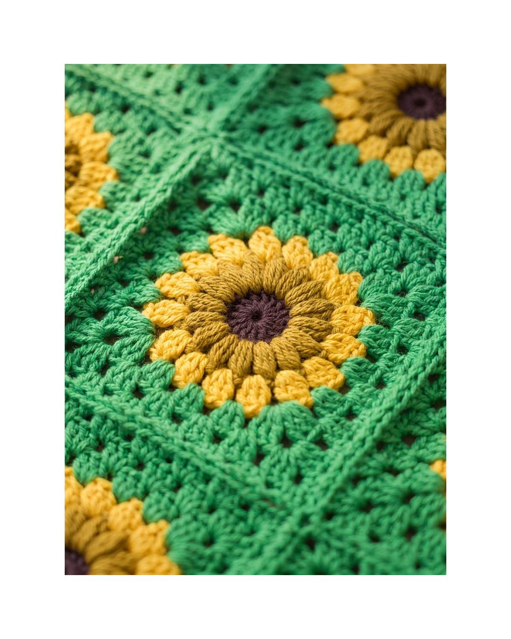 Ana Chic Green Grass Sunflower Handmade Crochet Cardigan