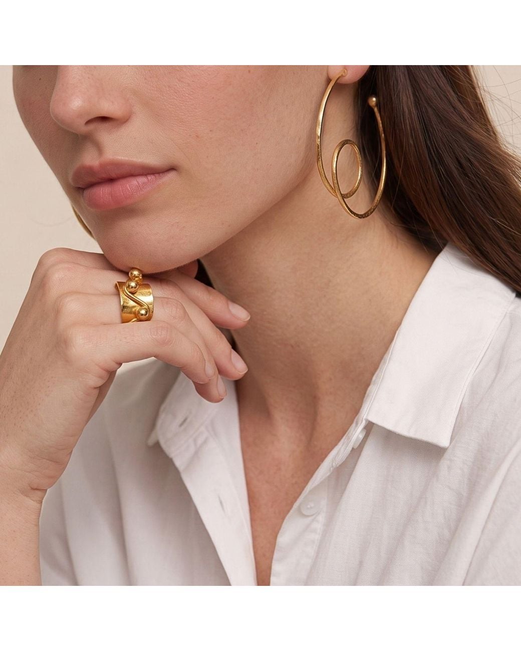 Jaredjamin White Loop-De-Loop Hoop Post Earrings