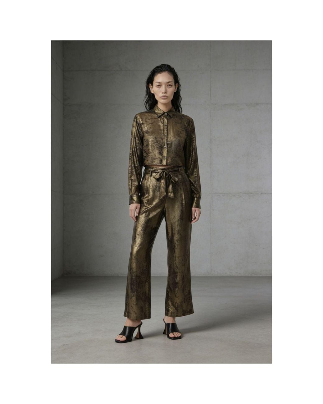 Monzlapur New York Green Burnt Cropped Shirt