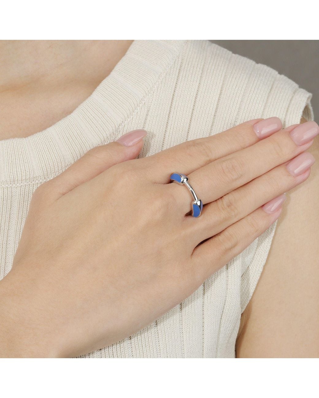 Arte Madrid Blue Toggle Sculpted Dome Ring