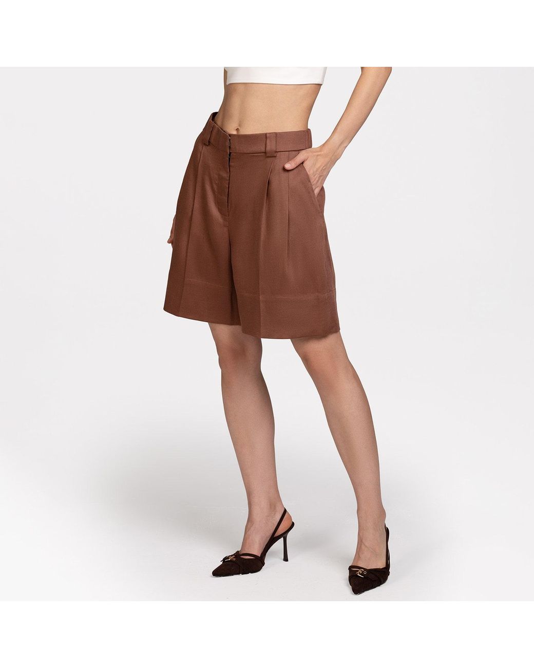 Mandragora Red Gianni Shorts