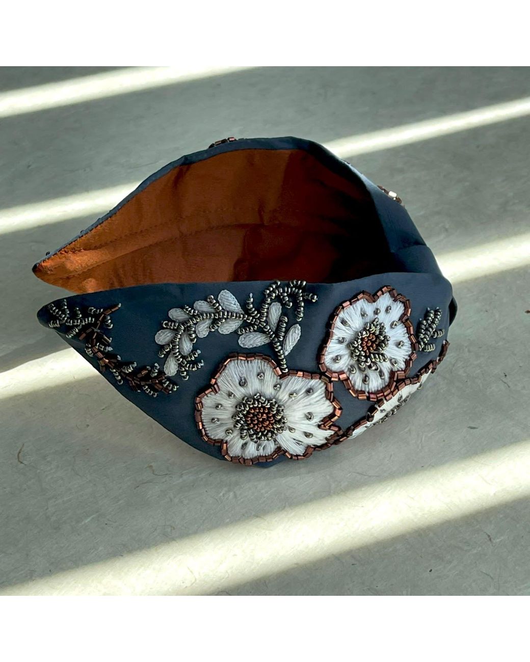 VETKA Brown Headband Moonlit Blossom