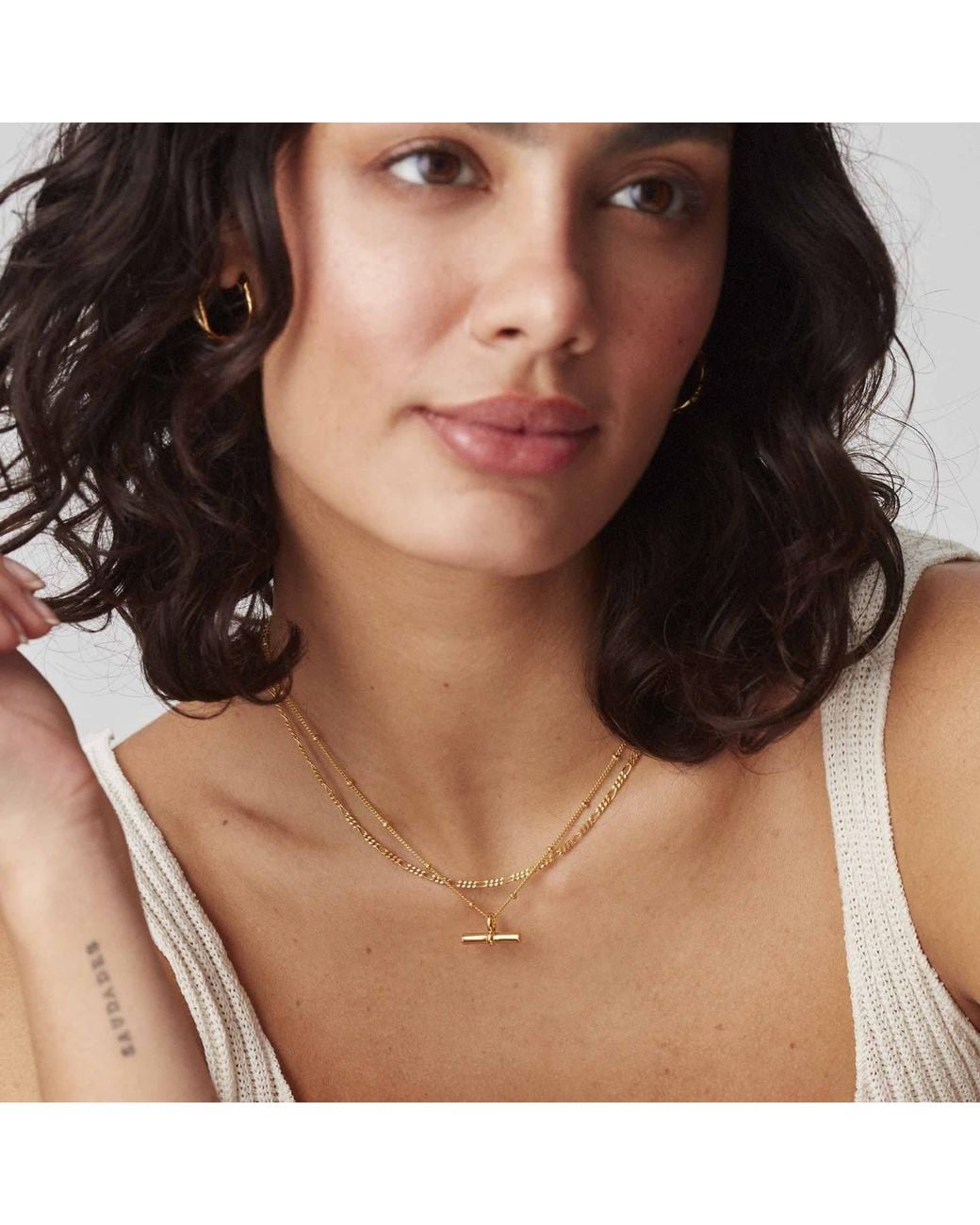 Muru White T Bar Layering Set