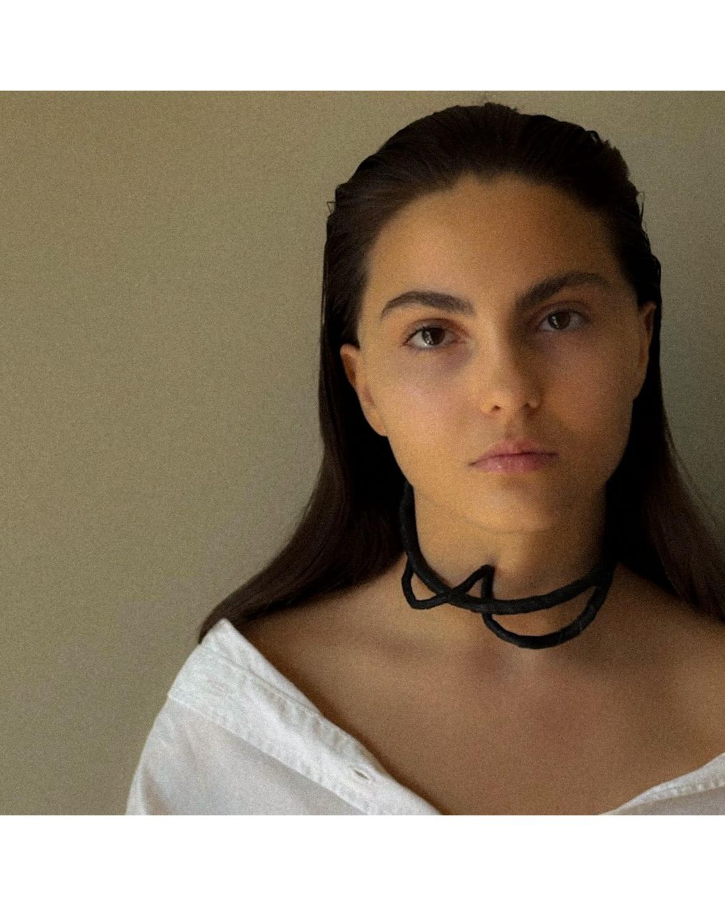 WAIWAI Black Bend Sculptural Choker