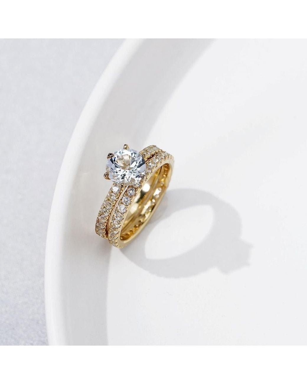 Diamonbliss White 3 Carats Round Cut Thin Band Wedding Set