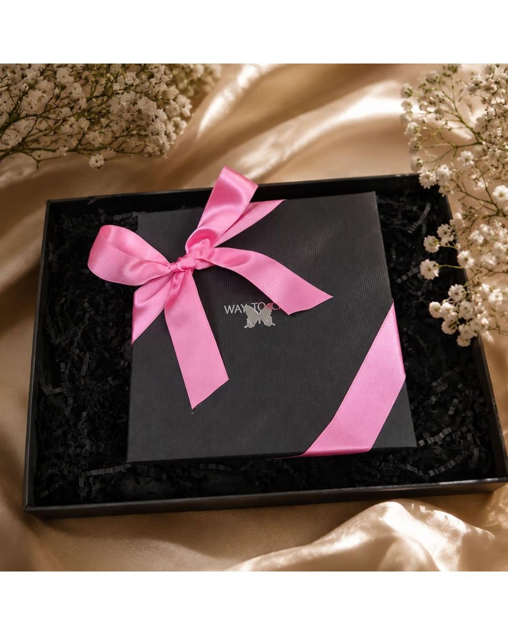 Way to Chic Metallic Rose Baroque Pearl Necklace With Vintage Heart Pendant