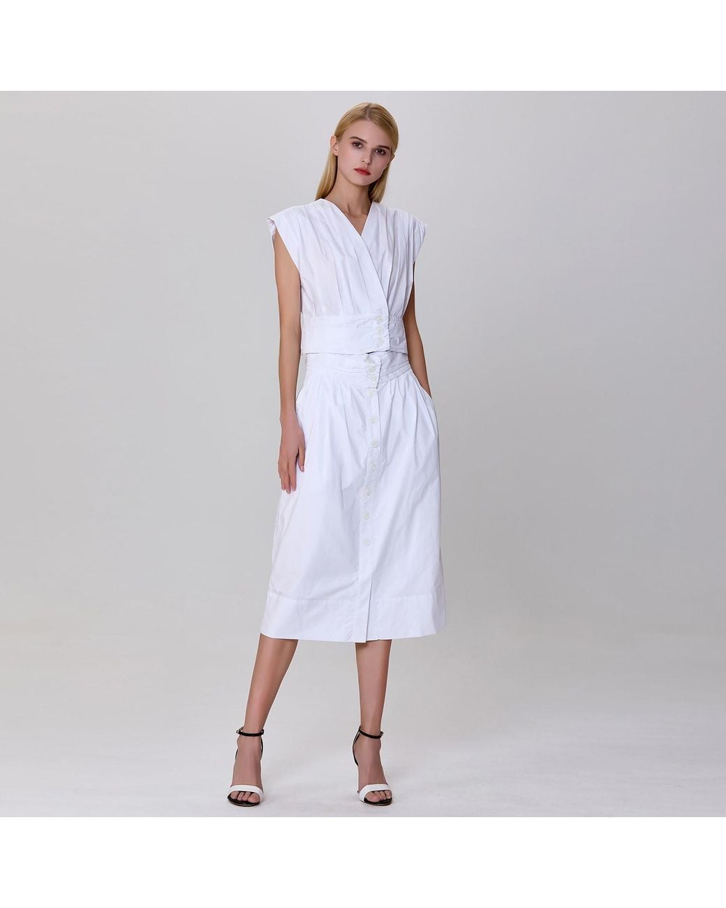 Smart and Joy White Buttoned Straight Skirt