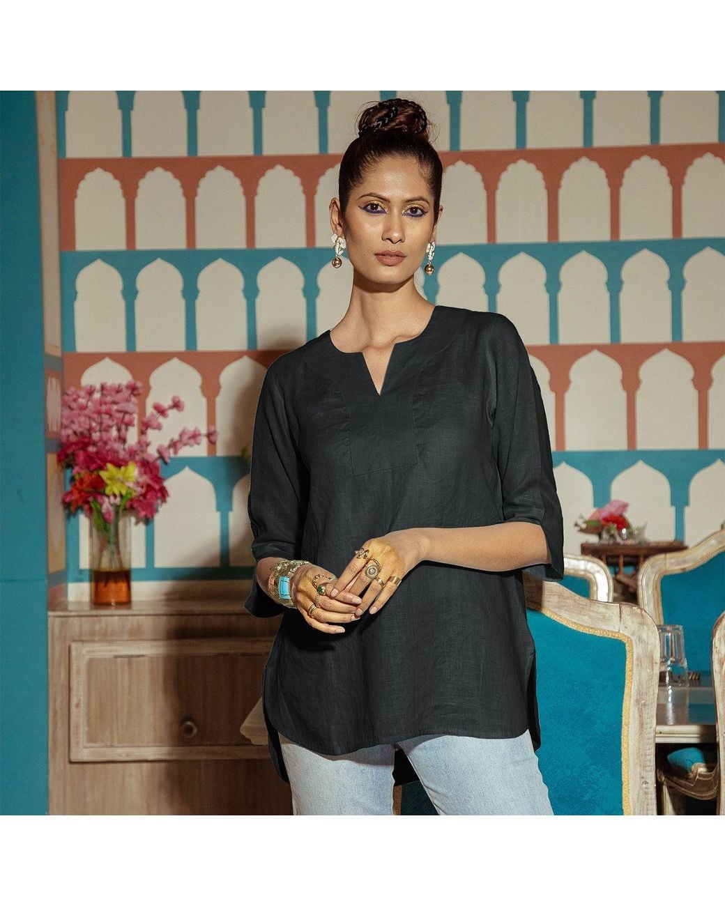 NoLoGo-chic Black Lifestyle Long Linen Top