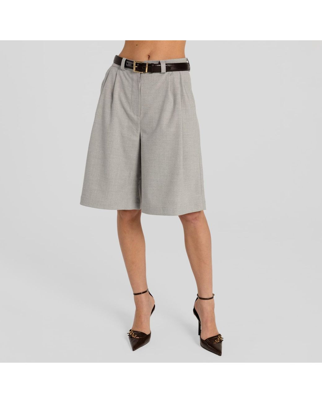Mandragora Gray Loose Bermuda Shorts Omaro