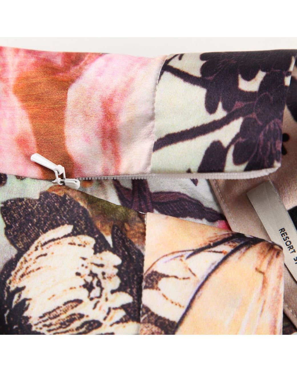 RUE AGTHONIS Multicolor Céréales Shorts