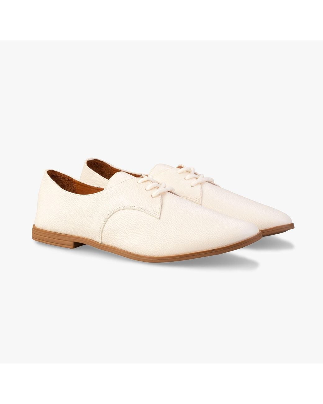 Womads Orange Vanilla Cream Oxfords