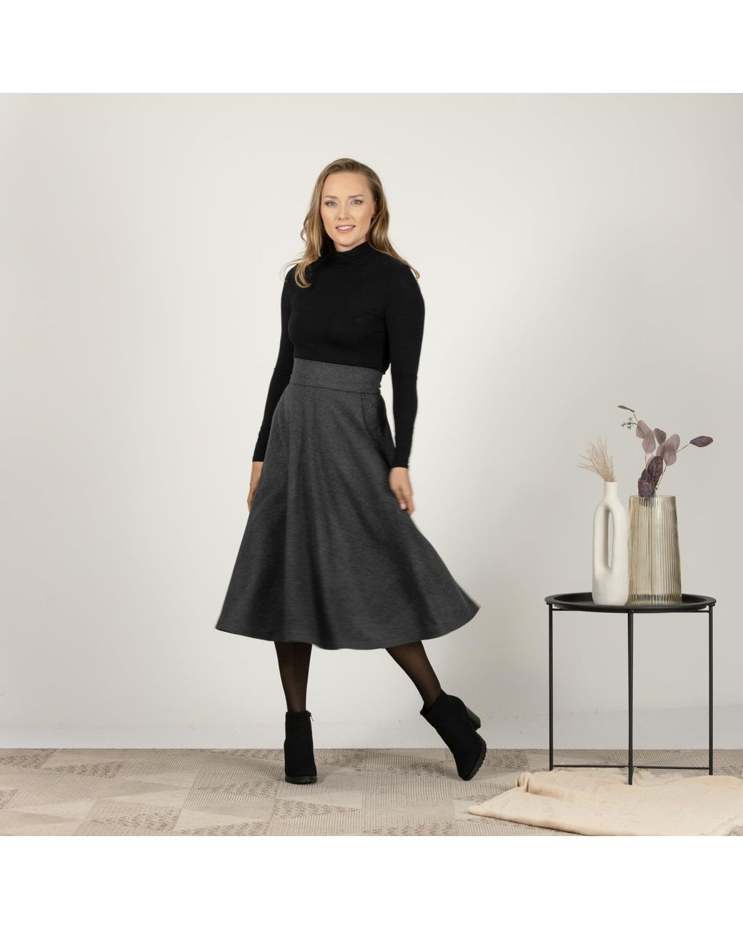 Nikka Place Gray Wool Midi Skirt With High Waist & Pockets