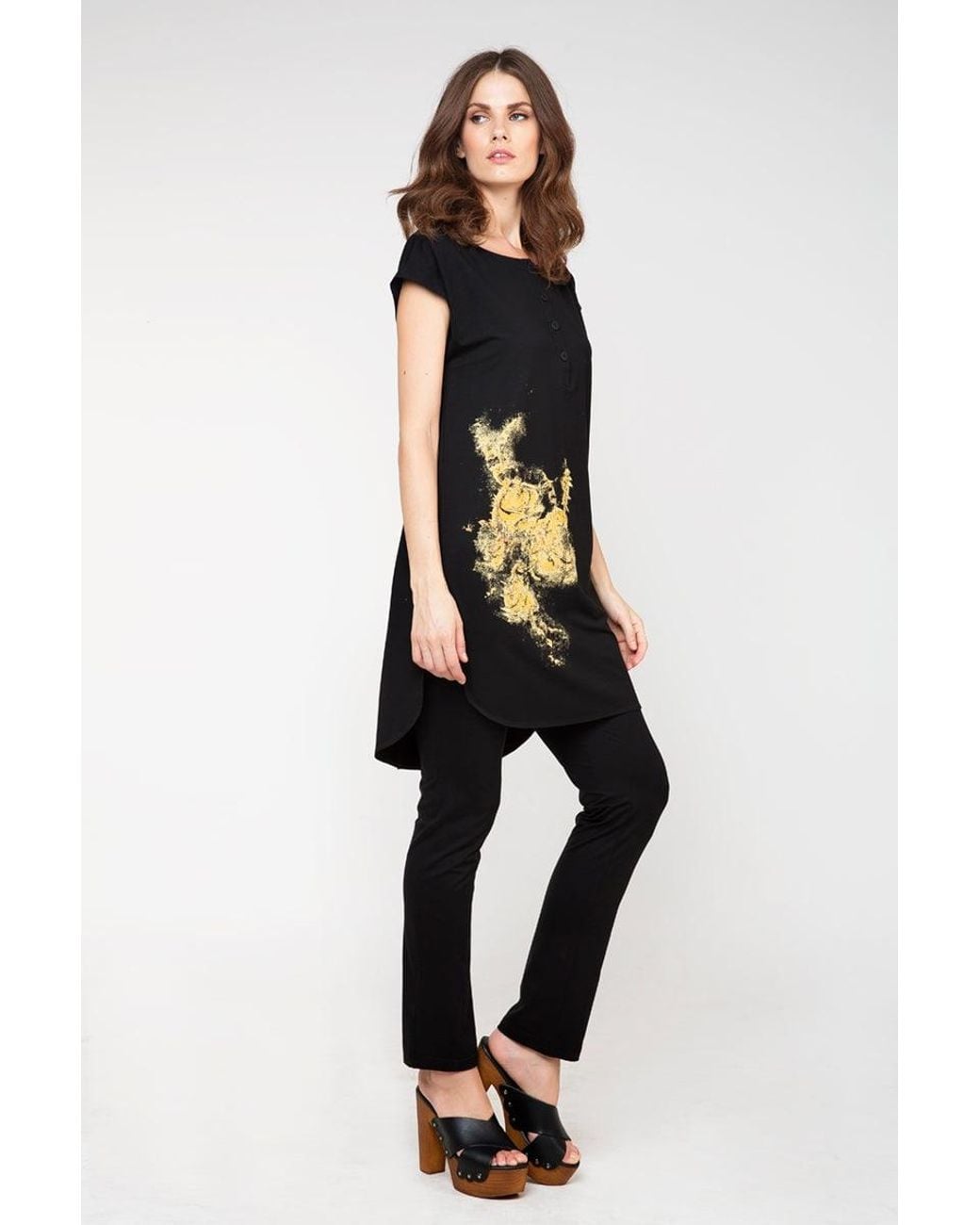 Conquista Black Pattern Detail Tunic