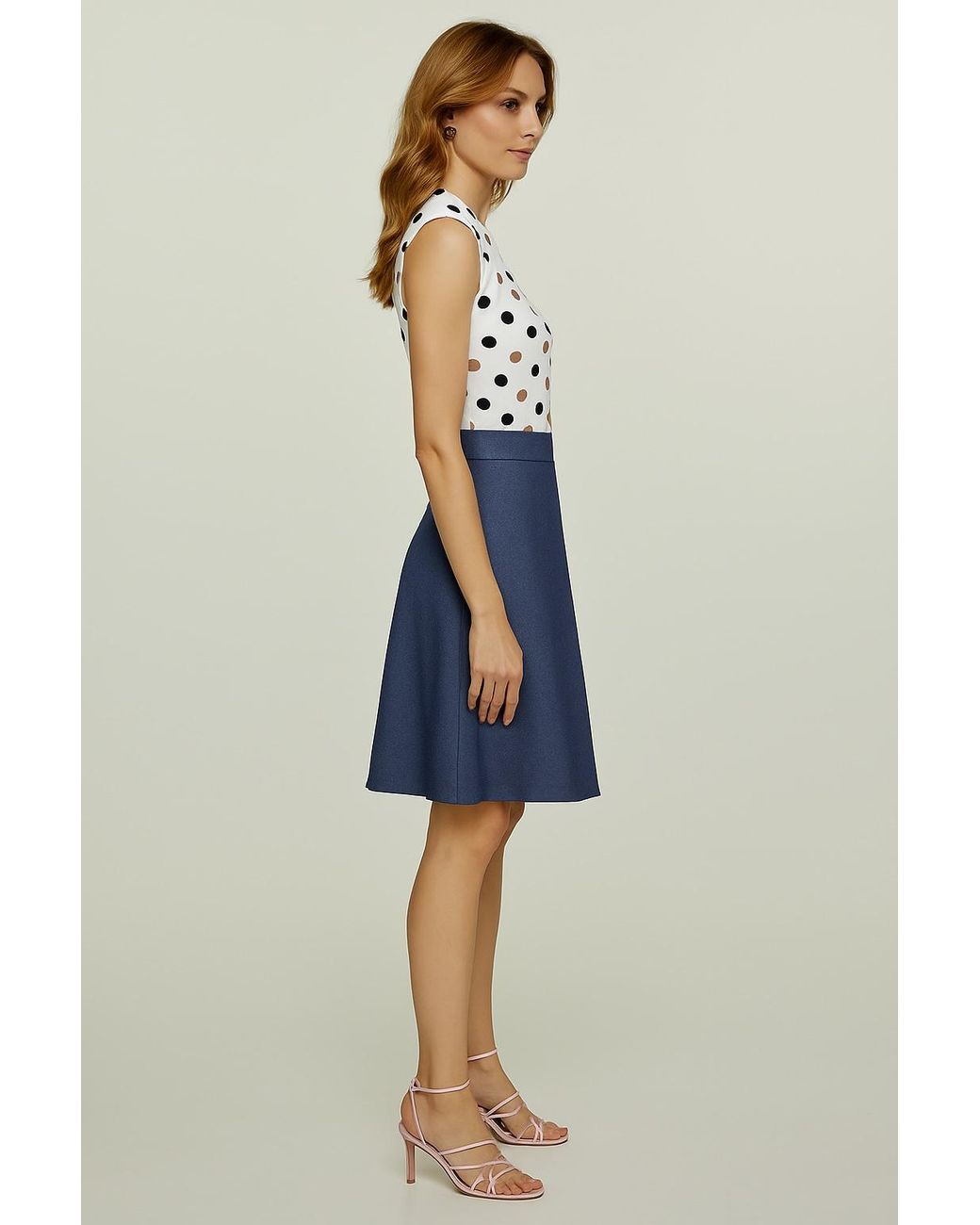 Conquista White Sleeveless Polka Dot Jersey Top
