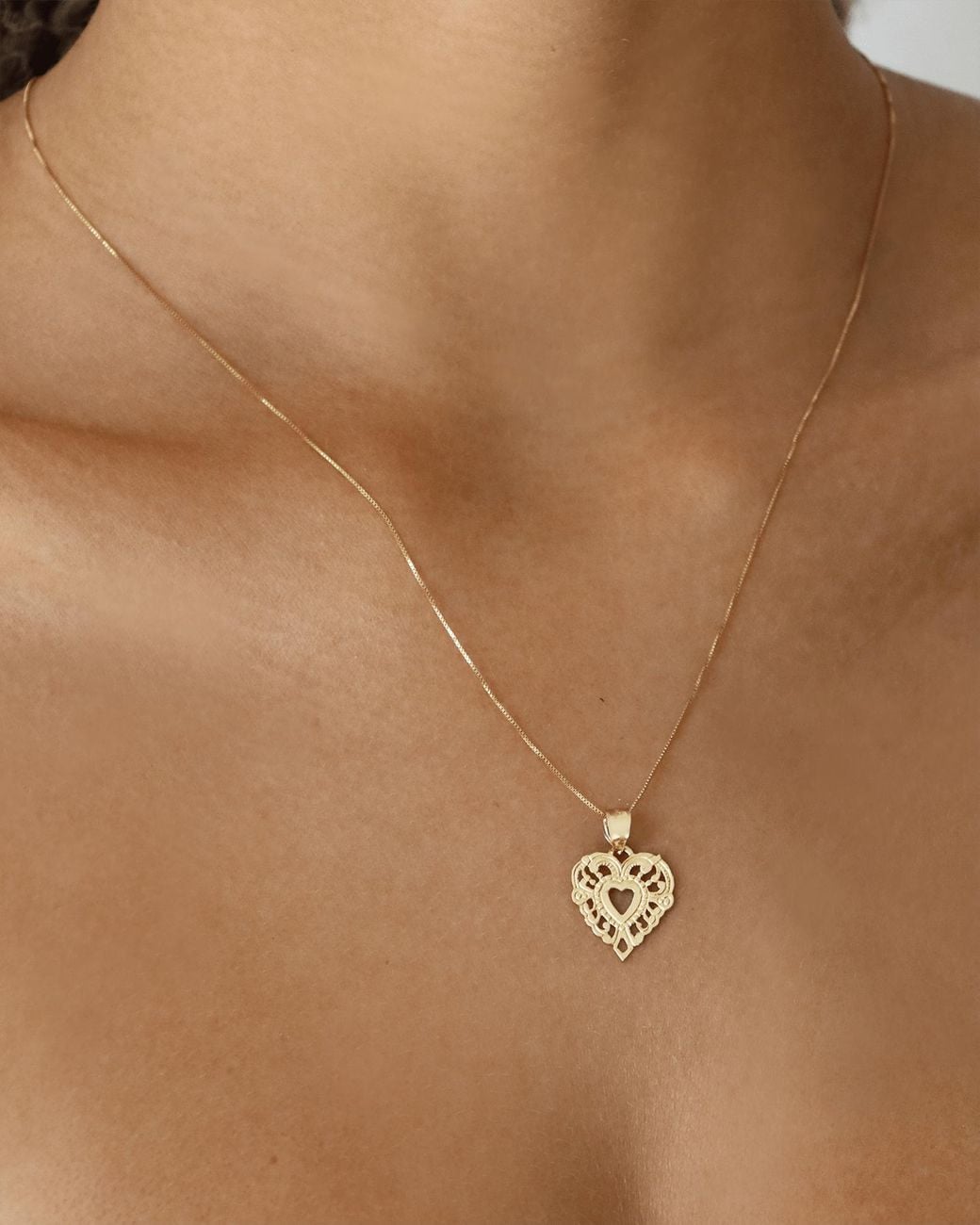 Öugie Metallic The Heirloom Heart Pendant