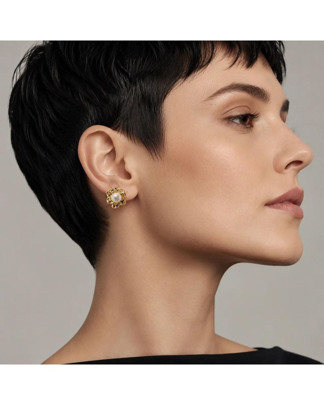 Angel Barocco Metallic Freshwater Pearl Sculpted Flower Stud Earrings