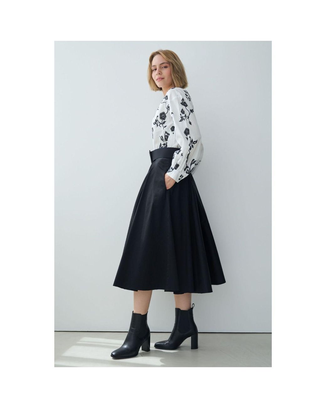 Marianna Déri Black Pleated Cotton Sateen Skirt