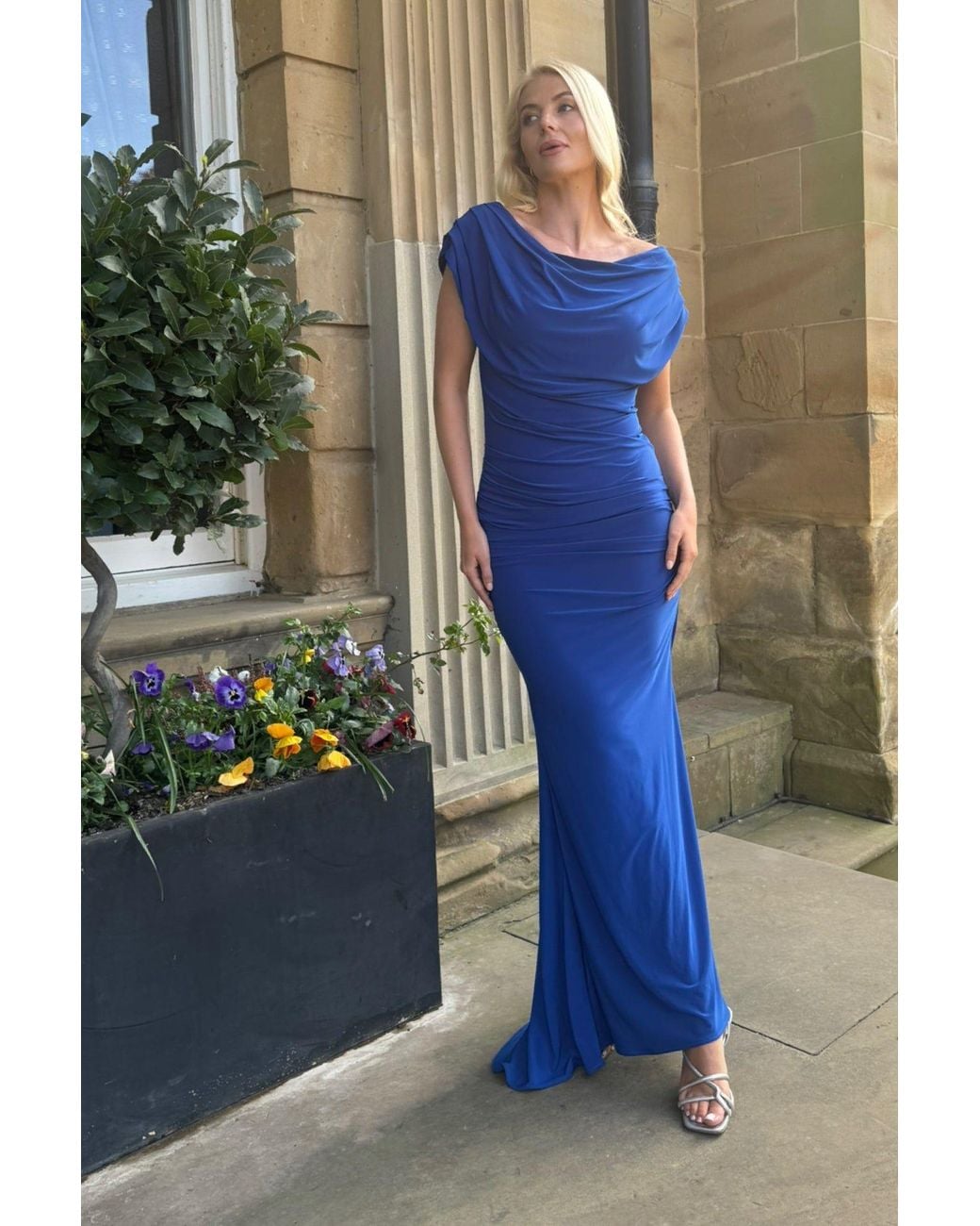 Atom Label Blue Platinum Gown