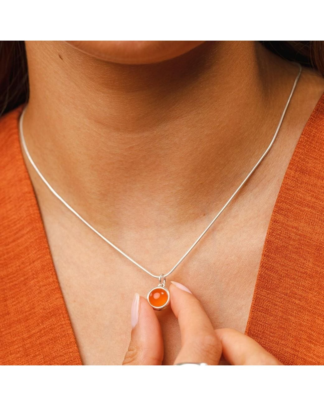 Lily Charmed White Sterling Agate Healing Stone Necklace With Round Snake Chain