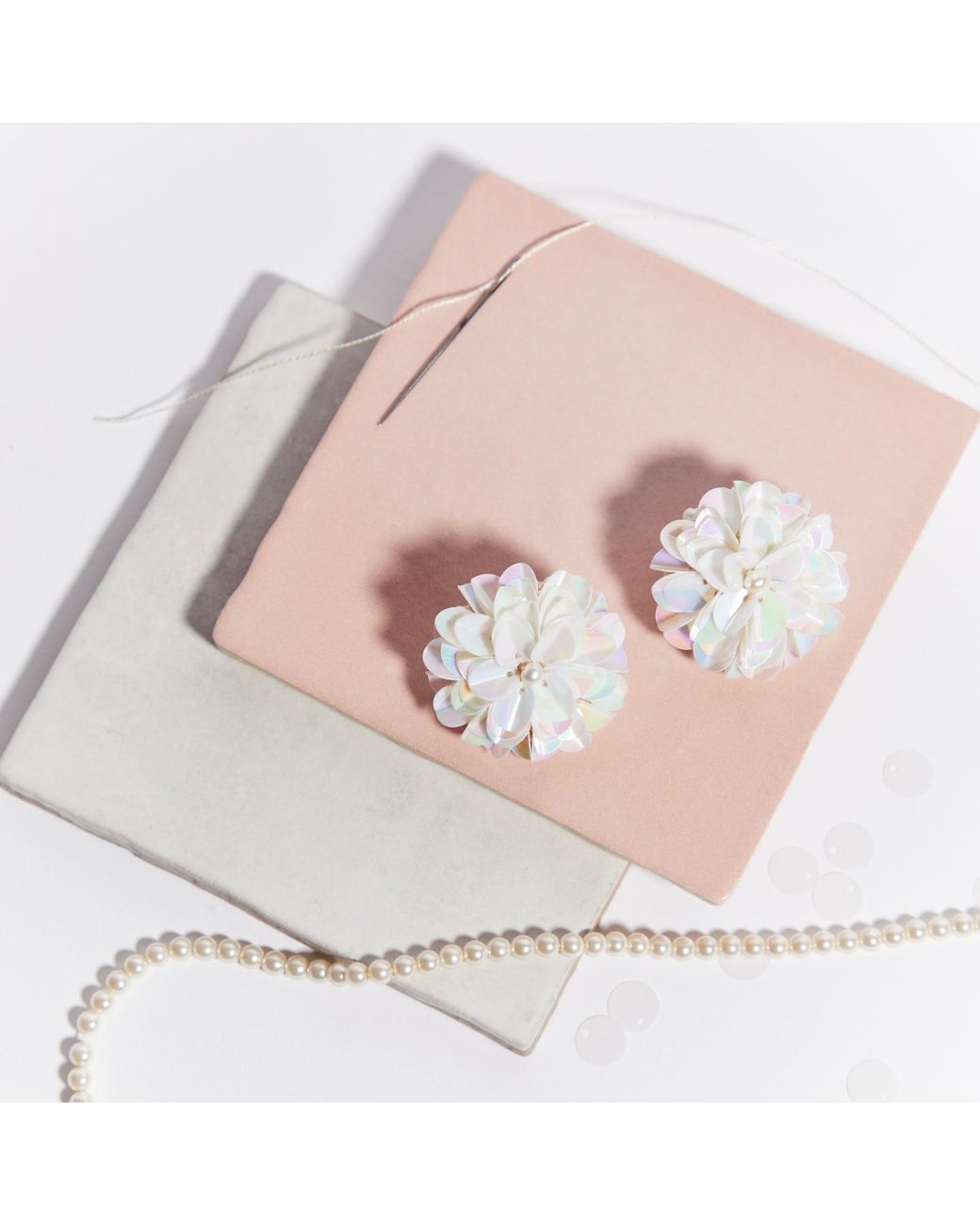 PINAR OZEVLAT White Blossom Studs Shell