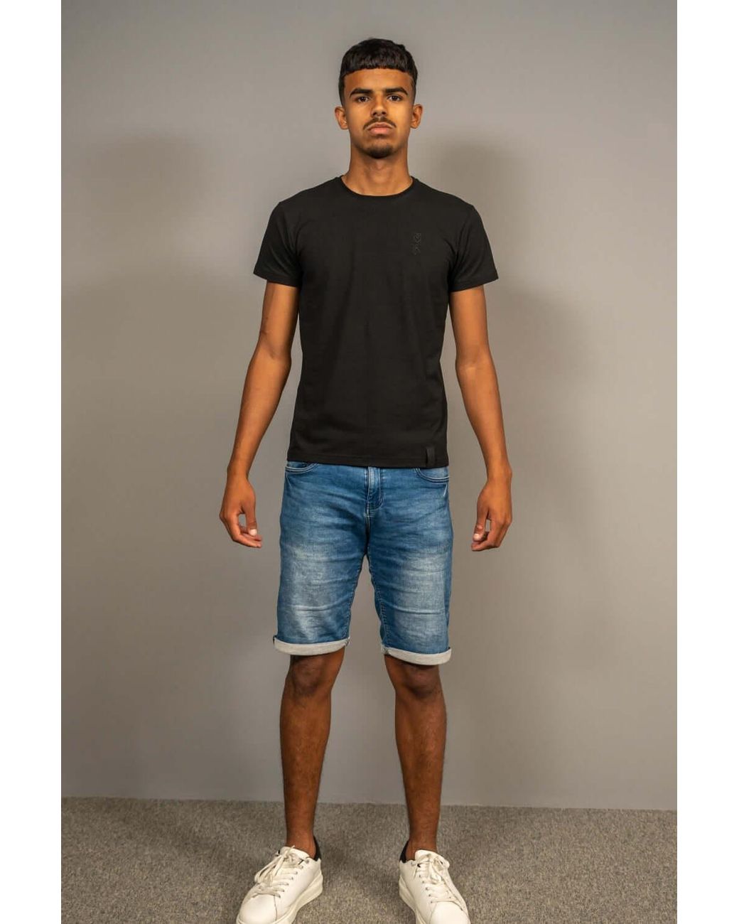Do We Black Premium T-Shirt for men