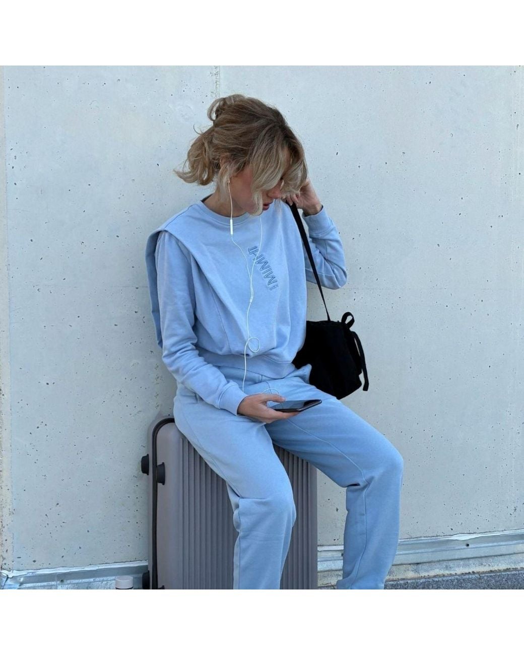 Mimhi Maison Blue Shoulder Pad Cotton Sweatshirt – Baby