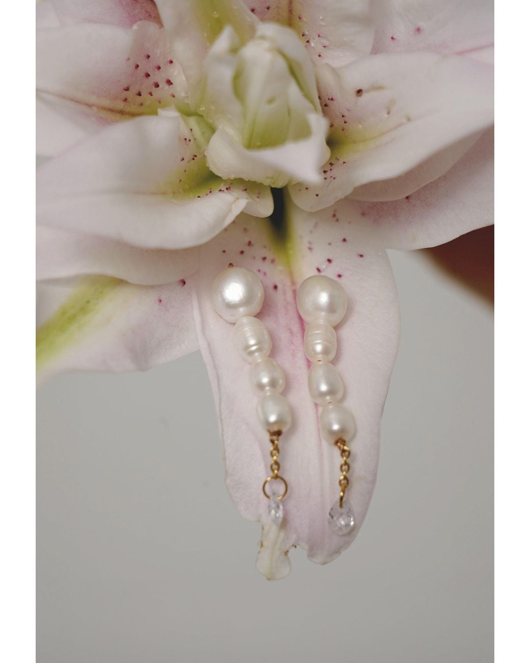 Lavani Jewels White Brisa Mini Pearls Earrings