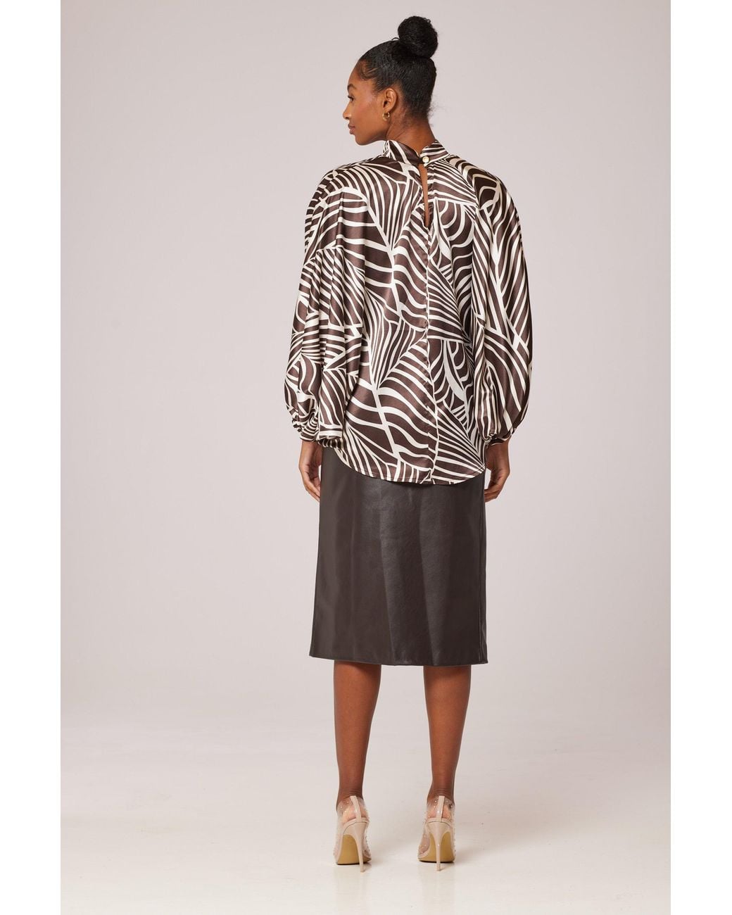 Lioness by Tf Black Cream Palm Leaves Tunic