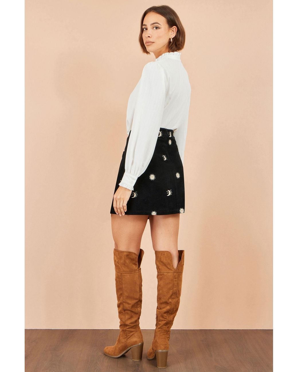 Yumi' Black Cosmic Embroidered Mini Skirt