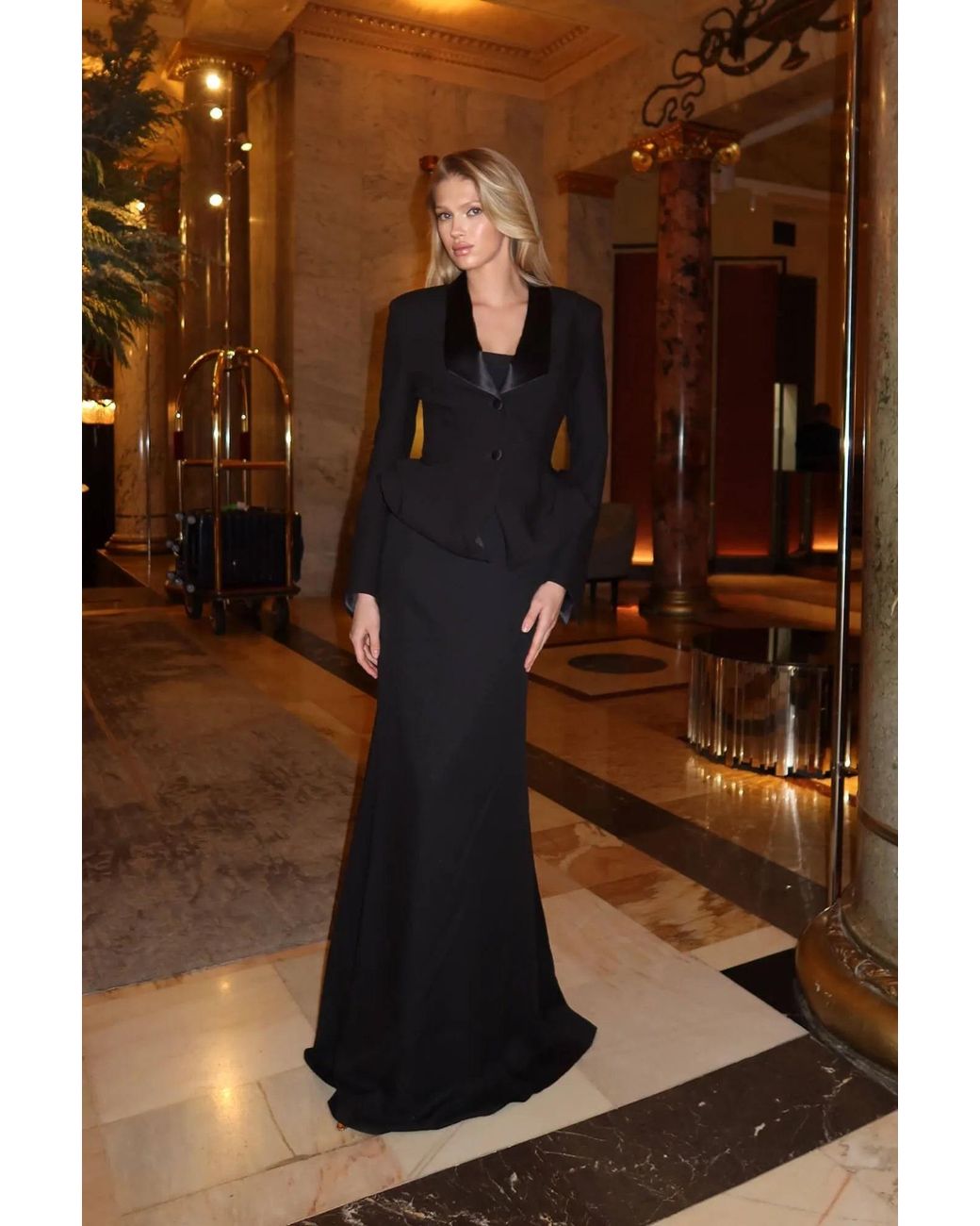 POST MERIDIEM Black Jacket With An Airy Peplum