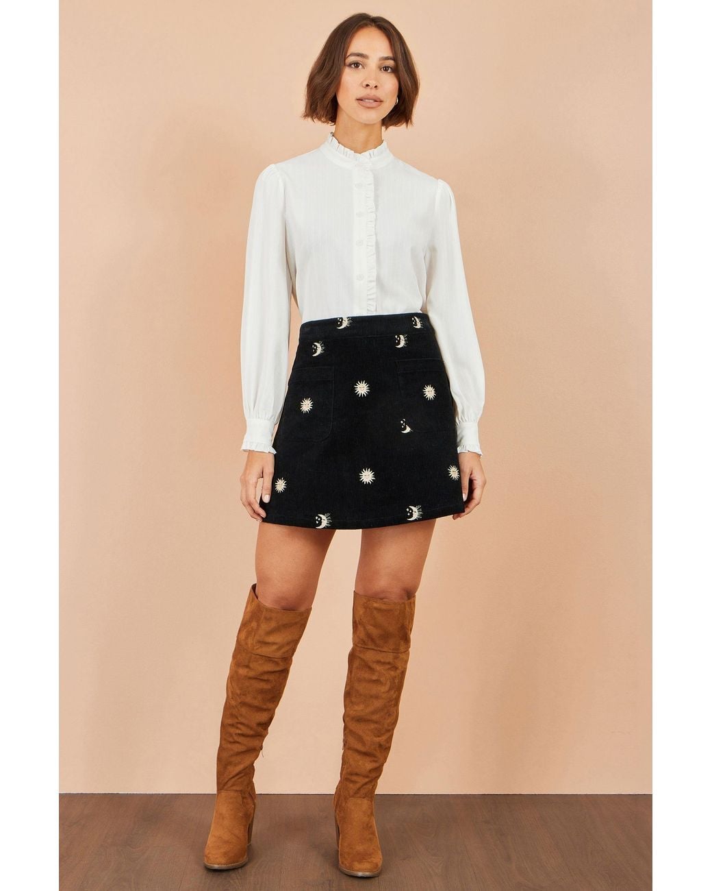 Yumi' Black Cosmic Embroidered Mini Skirt