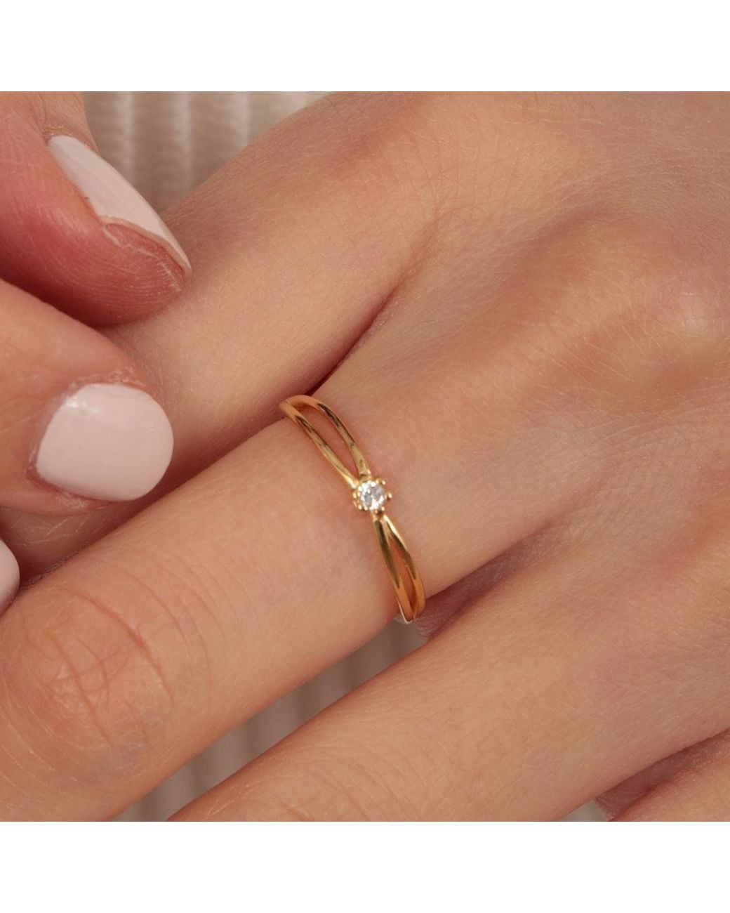 Esterah Metallic Solitaire Ring