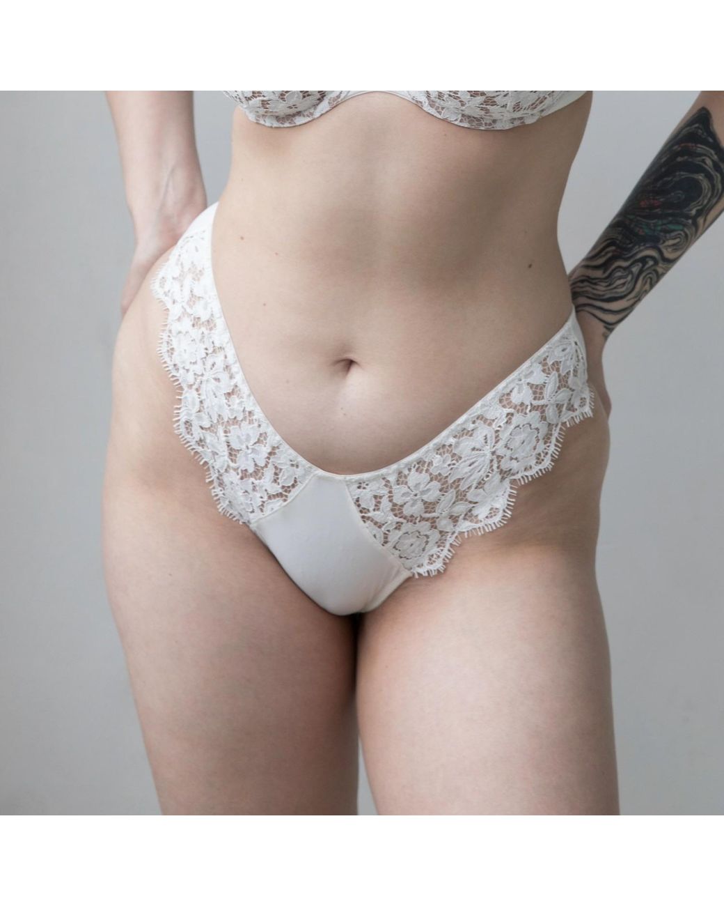 MONIQUE MORIN LINGERIE White Frisson Hi Leg Panty