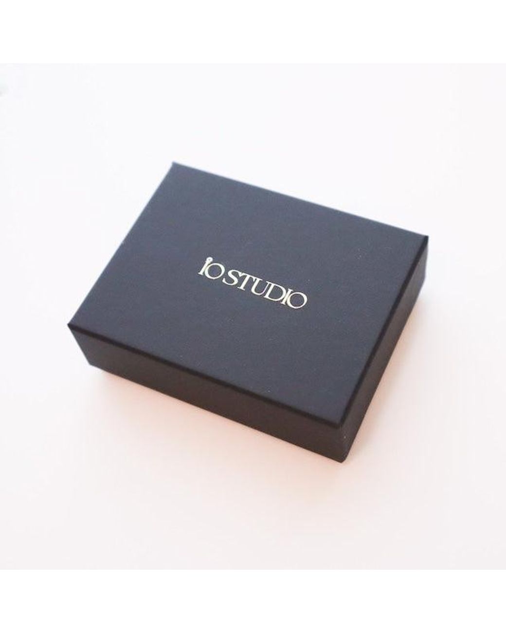 Iostudio White Jewelry Clip Happiness