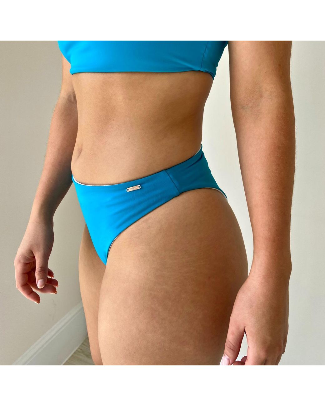 Terra Dea Blue Cabana